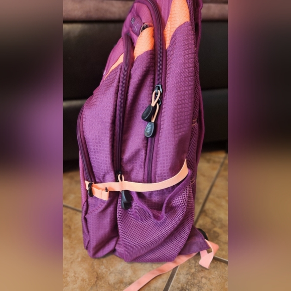 High Sierra Riprap Lifestyle Backpack - Picture 4 of 8